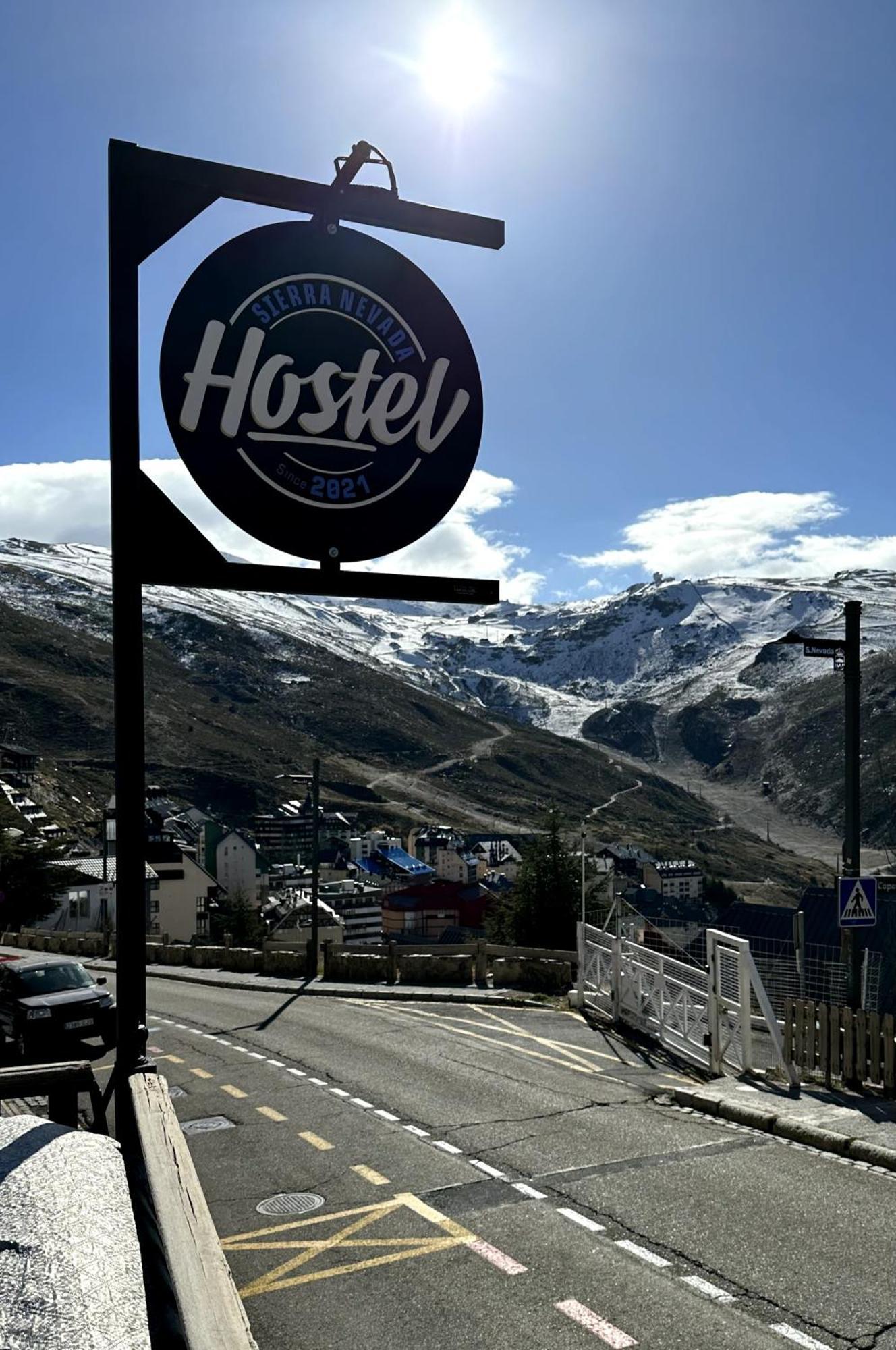 Sierra Nevada Hostel Exterior foto